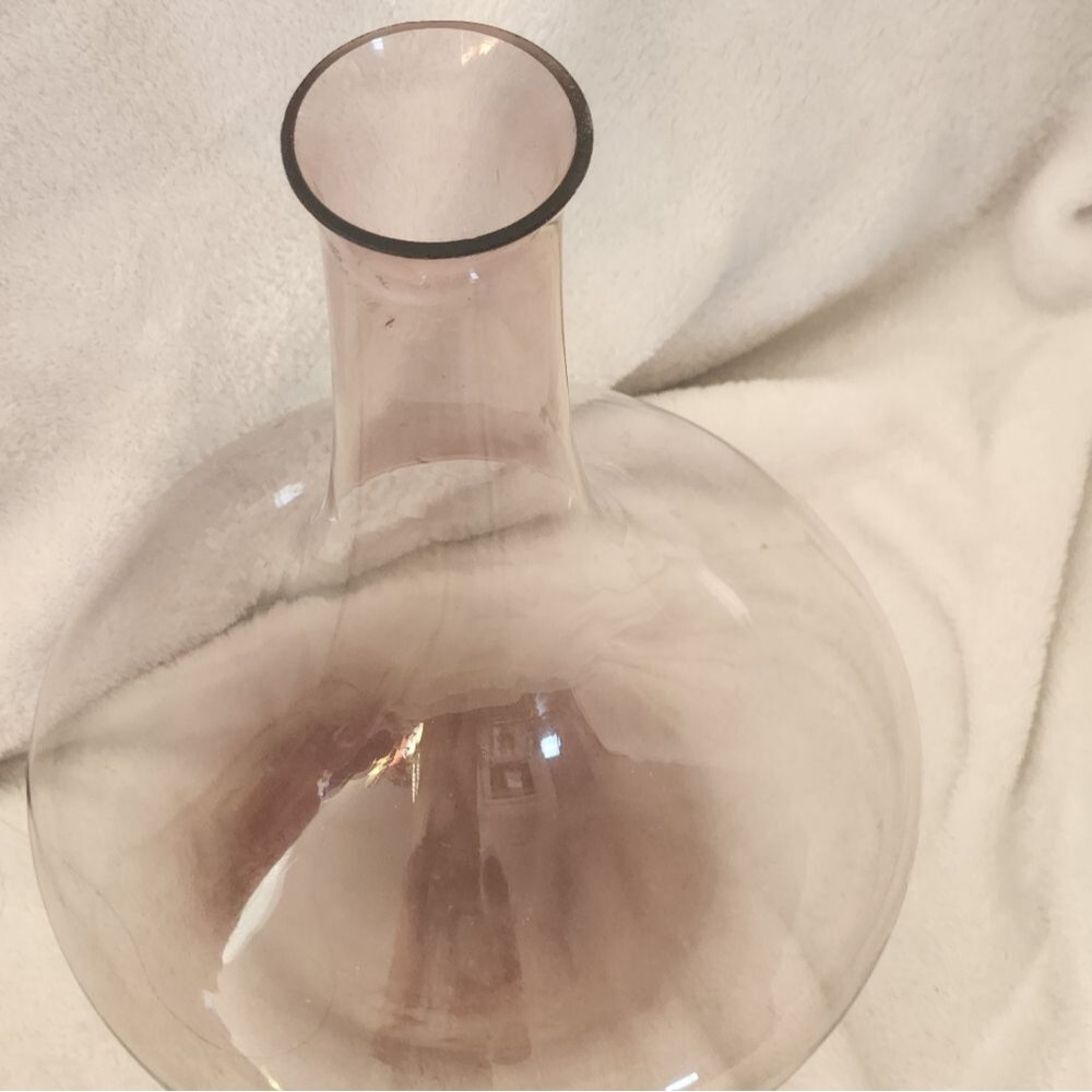 Vintage Amethyst Wine Decanter - Picture 7 of 8